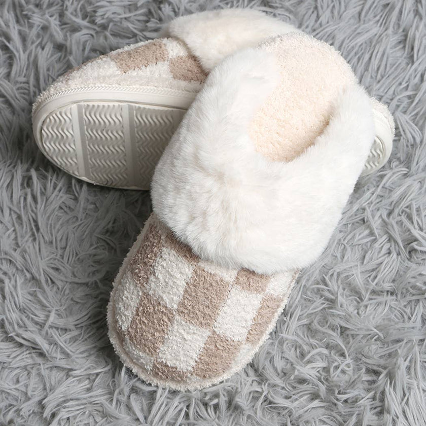 Checkered Fuzzy Slipper