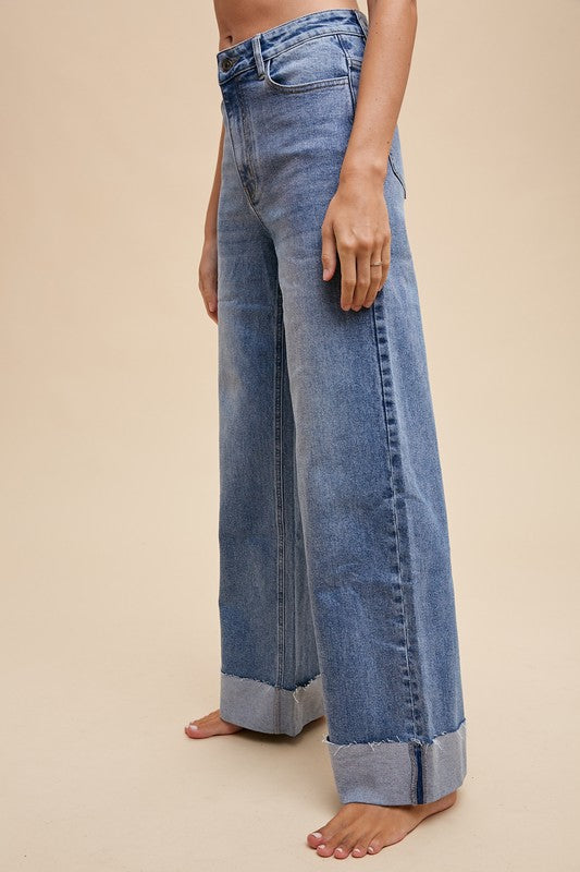Elm 90s Straight Jeans