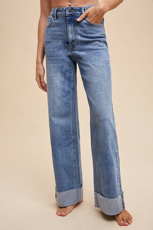 Elm 90s Straight Jeans
