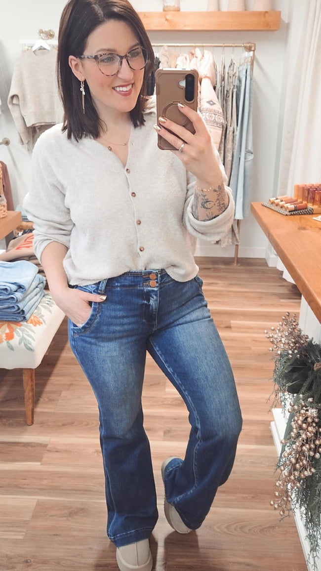 Risen High Rise Flair Jeans