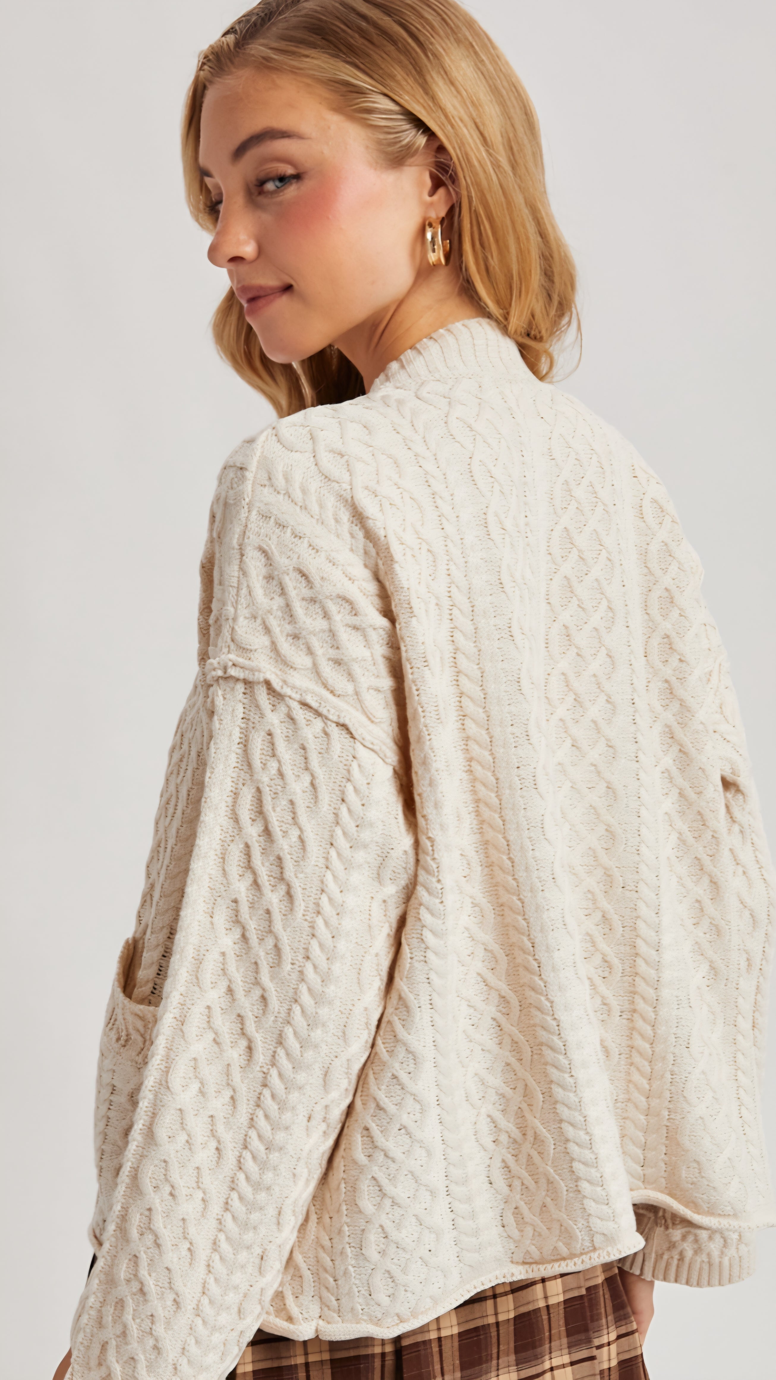 Cable Knot Cardigan