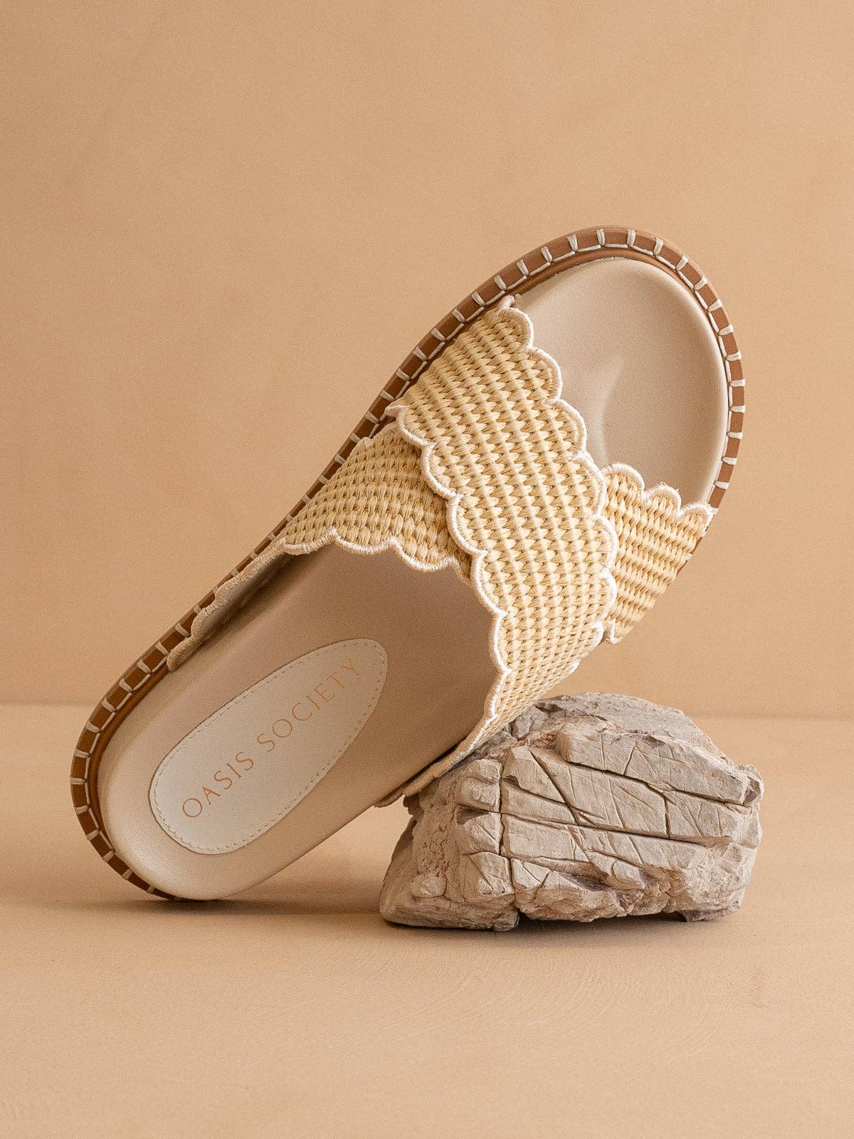 The Fabby | Beige Sandals